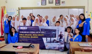 Foto bersama Mahasiswi UBSI Margonda, foto/Istimewa Foto bersama Mahasiswi UBSI Margonda, foto/Istimewa