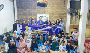 Nasdem Kota Bogor saat mengunjungi panti asuhan, Foto/Istimewa