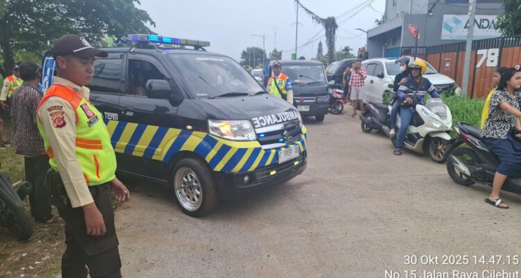 Situasi tempat kejadian Perempuan paruh baya berinisial S (44) tertemper kereta Jakarta Bogor diperlintasan Kedung Badak,foto/Istimewa