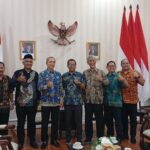 Wali Kota Bogor, Dedie A Rachim saat berfoto bersama forum Koperasi Merah Putih foto/Istimewa