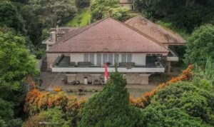Kondisi villa soekarno di Puncak Bogor, Foto dari instagram @irfaan_12351 Kondisi villa soekarno di Puncak Bogor, Foto dari instagram @irfaan_12351