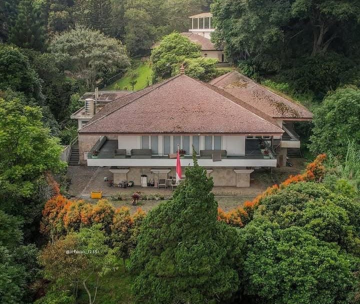 Kondisi villa soekarno di Puncak Bogor, Foto dari instagram @irfaan_12351