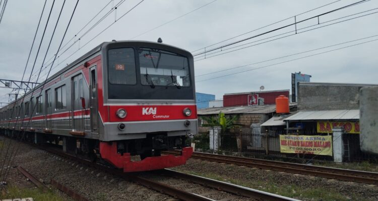 Kondisi kereta saat melintas,foto/Ilustrasi