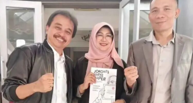 Foto bersama Roy Suryo, Dr Tifa dan Rismon Sianipar, Foto/Indopolitika di Instagram