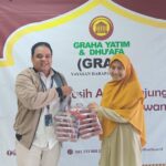 BRI Kantor (KC) Jakarta Warung Buncit menggelar kegiatan “Jumat Berkah” dengan membagikan makanan ke Yayasan Yatim Piatu dan Duafa, Foto/Istimewa