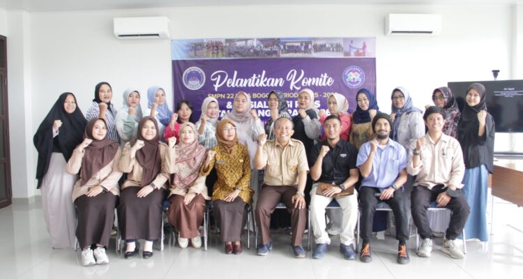 Foto bersama Komite SMPN 22 Kota Bogor bersama PT ABK, Foto/Istimewa