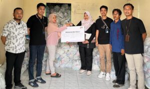 BRI Tambun Bekasi bagikan 5.000 paket sembako kepada warga Kabupaten Bekasi, Foto/Istimewa