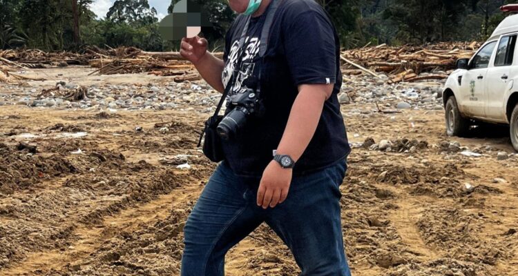 Ahmad Jidan, Jurnalis Metropolitan saat berada di tempat bencana di Sumatera, Foto/Istimewa