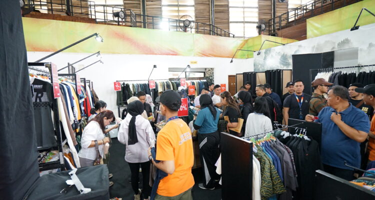 Situasi Bazzar yang dilaksanakan oleh EIGER, Foto/Istimewa