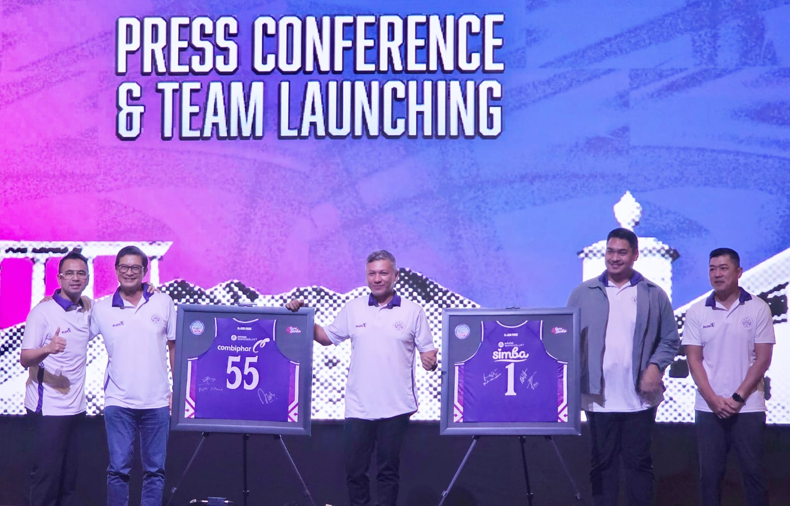 Rans bersama Simba saat press conference dan team launcing, Foto/Istimewa Rans bersama Simba saat press conference dan team launcing, Foto/Istimewa