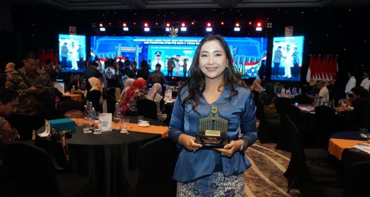 Notaris PPAT Deasy Suzanti, foto/Istimewa