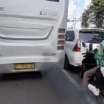 Kondisi knalpot biskita yang sudah mengeluarkan asap pekat hitam saat dijalanan Kota Bogor, Foto/Adi Wirman