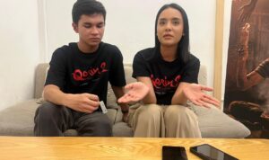 Para pemain film Qorin 2, Muzakki Ramdhan dan Wavi Zihan, Foto/Adi Wirman Para pemain film Qorin 2, Muzakki Ramdhan dan Wavi Zihan, Foto/Adi Wirman