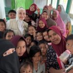 Aktris sekaligus aktivis kemanusiaan Zaskia Adya Mecca saat di pengungsian korban bencana banjir dan Longsor, Foto/Instgaram Zaskia Adya Mecca