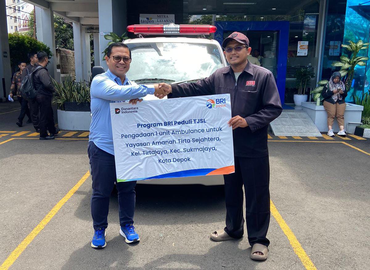 Bank Rakyat Indonesia (BRI) Kantor Cabang (KC) Depok menyalurkan bantuan program Tanggung Jawab Sosial Lingkungan (TJSL) berupa Ambulance ke Yayasan Amanah Tirta Sejahtera, Foto/Istimewa