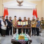 Foto bersama Pemerintah Kota Bogor dan pimpinan PT INKA, Foto/Diskominfo Kota Bogor