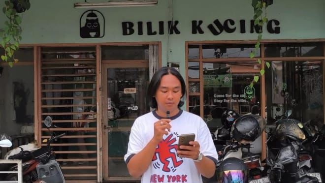 Tampak depan Bilik Kucing di Kukusan, Kota Depok (06/12/25). Tampak depan Bilik Kucing di Kukusan, Kota Depok (06/12/25).