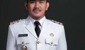 Bupati Bekasi Ade Kuswara Kunang, Foto/Instagram Ade Kuswara Kunang