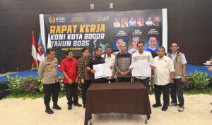 Foto bersama Wali Kota Bogor, Dedie A Rachim saat rapar kerja Koni Kota Bogor, Foto/Humas Koni Kota Bogor