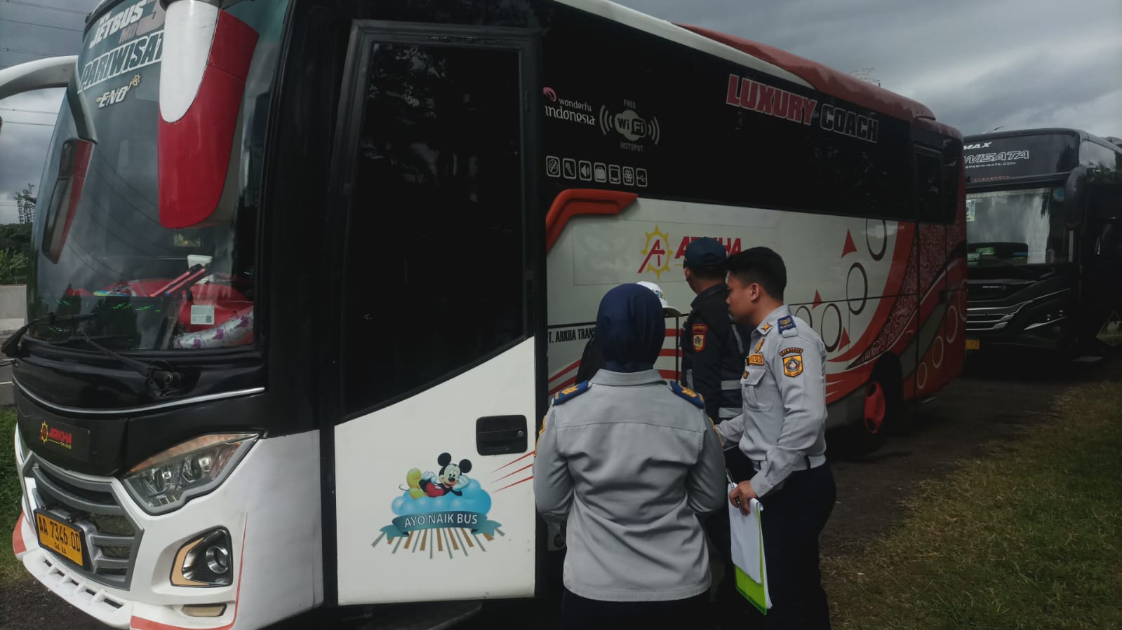 Dishub Kabupaten Bogor lakakukan Ramchek di Ciawi, Foto/Istimewa Dishub Kabupaten Bogor lakakukan Ramchek di Ciawi, Foto/Istimewa