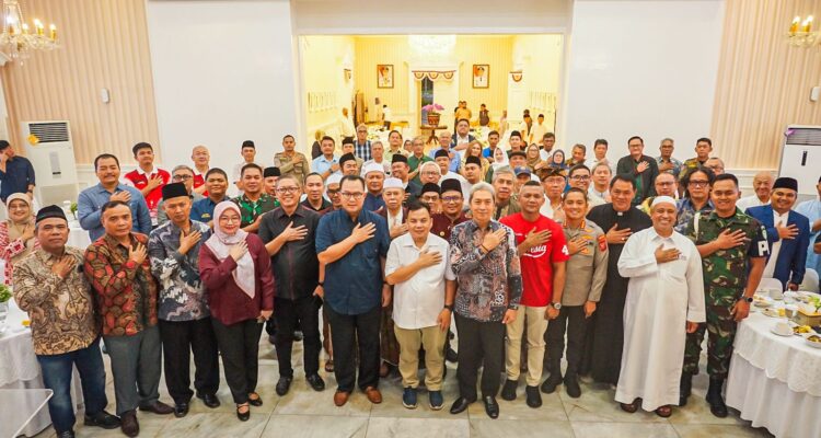 Foto bersama Pimpinan daerah dan unsur Forkopimda serta Tokoh Agama, Foto/Diskominfo Kota Bogor