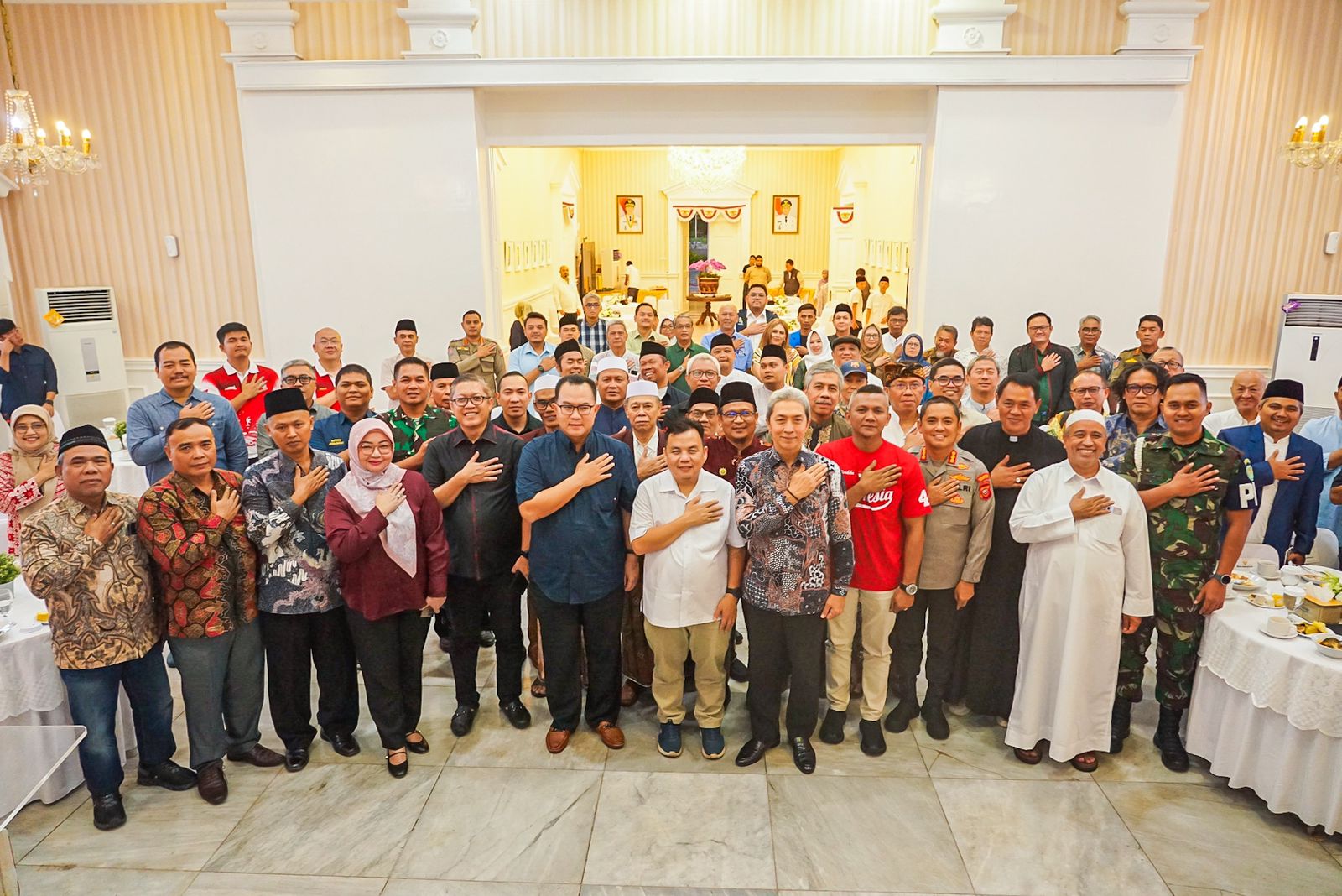 Foto bersama Pimpinan daerah dan unsur Forkopimda serta Tokoh Agama, Foto/Diskominfo Kota Bogor