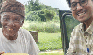 BRI Branch Office (BO) Bekasi Harapan Indah (HI) menggelar kegiatan “Jumat Berkah” dengan membagikan makanan kepada masyarakat sekitar , Foto/Istimewa