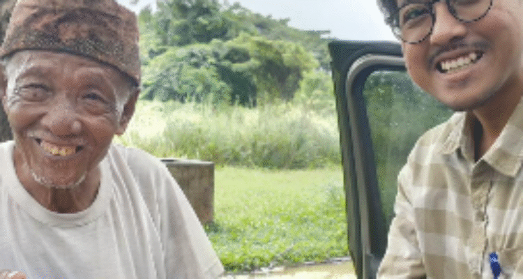 BRI Branch Office (BO) Bekasi Harapan Indah (HI) menggelar kegiatan “Jumat Berkah” dengan membagikan makanan kepada masyarakat sekitar , Foto/Istimewa