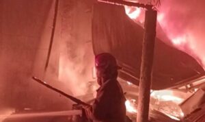 Situasi kebakaran speart part di Leueinutug, Citeureup Kabupaten Bogor, Foto/Istimewa