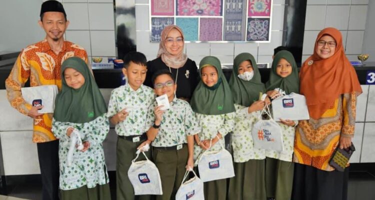 BRI Lebak Bulus Kenalkan Dunia Perbankan Sejak Dini, Foto/Istimewa