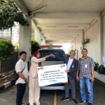 BRI Depok menyalurkan bantuan program Tanggung Jawab Sosial Lingkungan (TJSL) berupa Ambulance ke Yayasan Insan Peduli Sejahterah, Foto/Istemewa