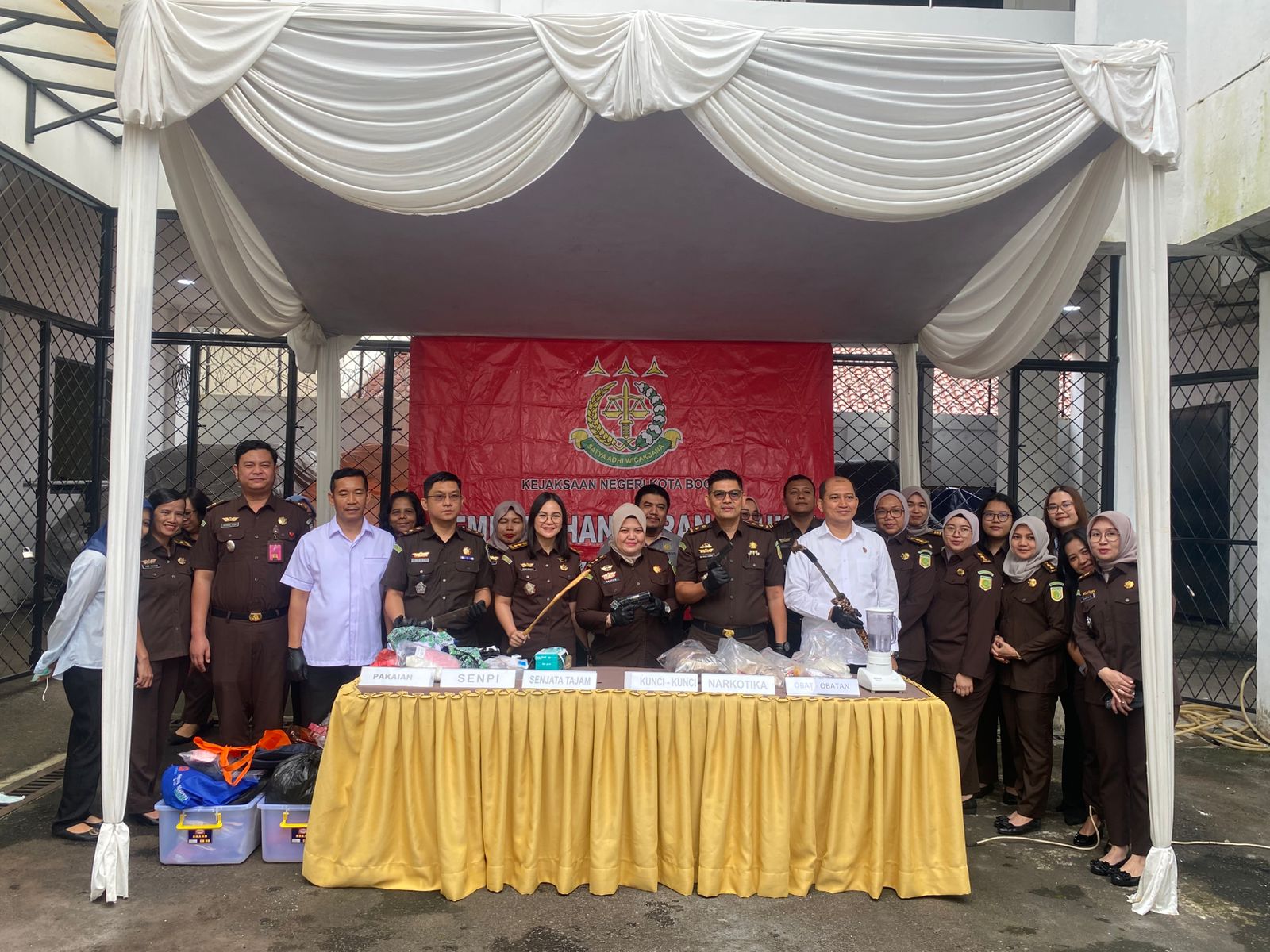 Kejaksaan Negeri Kota Bogor Pemusnahan barang bukti yang sudah berkekuatan hukum tetap, Foto/Isitimewa 