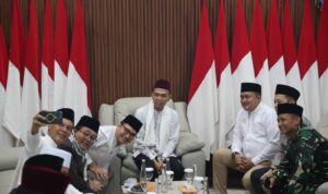 Foto bersama Bupati Bogor, Rudy Susmanto bersama Ustad Abdul somad, Foto/Diskominfo Kabupaten Bogor