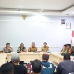 Bupati Bogor, Rudy Susmanto, menemui warga dari sejumlah kecamatan di wilayah Bogor Barat untuk mendengarkan secara langsung aspirasi masyarakat terkait aktivitas pertambangan, Foto/Diskominfo Kabupaten Bogor