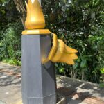 Ornamen tiang Penerangan Jalan Umum (PJU) di Jalan Sudirman Kota Bogor kondisinya banyak yang telah rusak, Foto/Adi Wirman