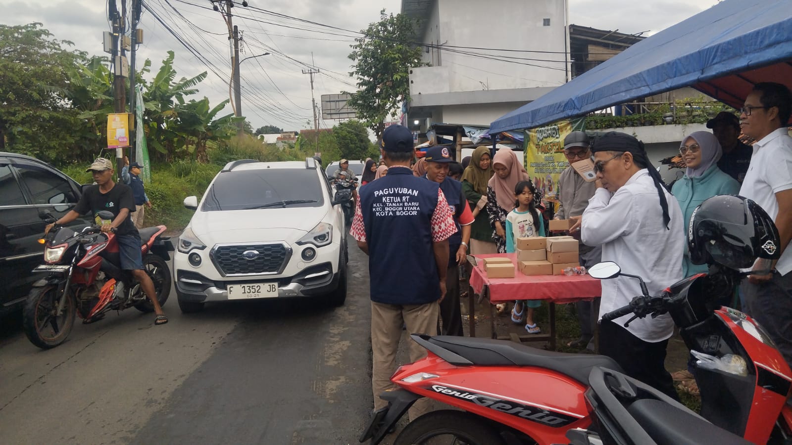 Para Ketua RT se-Kelurahan Tanah Baru, Kecamatan Bogor Utara, yang tergabung dalam Paguyuban Ketua RT Tanah Baru, Foto/Isitmewa
