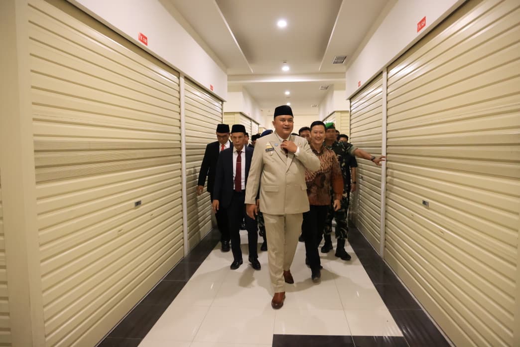Bupati Bogor Rudy Susmanto resmikan kantor baru yang beroperasi di VIVO Mall, Foto/Diskominfo Kabupaten Bogor