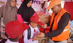 HS Melalui GAN memberikan Bantuan AUJP) kembali menyalurkan bantuan kepada masyarakat Sumatera yang menjadi korban bencana alam akhir tahun lalu. Kali ini dengan menyerahkan bantuan melalui Gerakan Anak Negeri (GAN) dalam bentuk uang tunai, Foto/Istimewa