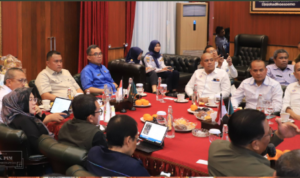 Bupati Bogor, Rudy Susmanto bersama Wakil Bupati, Ade Ruhandi dan Ade Jaro, Foto/Diskominfo Kabupaten Bogor Bupati Bogor, Rudy Susmanto bersama Wakil Bupati, Ade Ruhandi dan Ade Jaro, Foto/Diskominfo Kabupaten Bogor