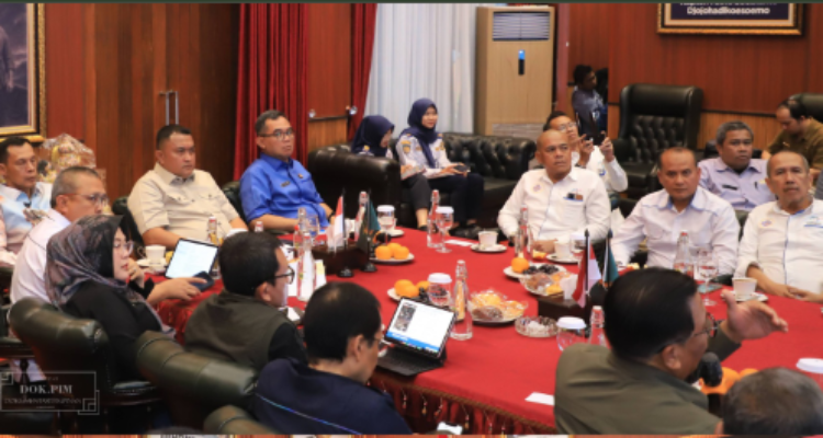 Bupati Bogor, Rudy Susmanto bersama Wakil Bupati, Ade Ruhandi dan Ade Jaro, Foto/Diskominfo Kabupaten Bogor