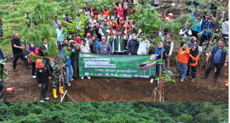 Rudy Susmanto saat melakukan penanman pohon di hulu Sungai Ciliwung, Foto/Diskominfo Kabupaten Bogor