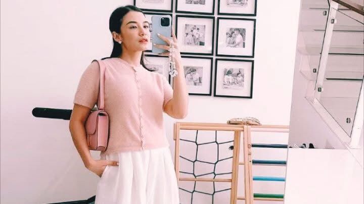 Aktris Chelsea Olivia, Foto/ Tangkapan layar instagram @chelsea_IS Aktris Chelsea Olivia, Foto/ Tangkapan layar instagram @chelsea_IS