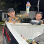anggota satpol PP Kabupaten Bogor saat mengamankan miras yang ,masih di jual waktu ramadan, Foto/Istimewa