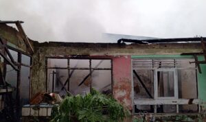 WhatsApp Image 2026-03-04 at 17.09.33 Kondisi rumah yang terbakar di Ciomas Bogor, Foto/Istimewa