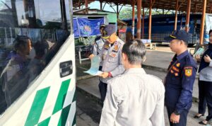 Dishub Kabupaten Bogor melakukan ramp check terhadap kendaraan dan supir fi Terminal Leuwiliang, Foto/Istimewa