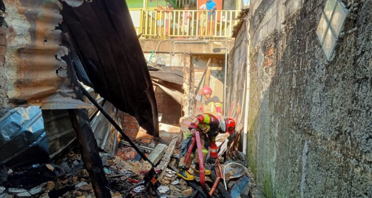 Kondisi rumah terbakar di Cilendek Timur, Kota Bogor, Foto/Maya Melania