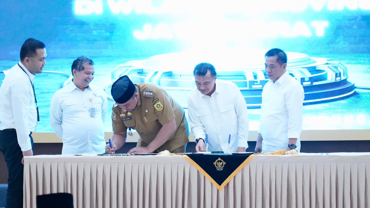 Bupati Bogor, Rudy Susmanto, menyampaikan laporan pengelolaan dan penyerapan anggaran Tahun Anggaran 2025 kepada BPK Perwakilan Provinsi Jawa Barat, Foto/Diskominfo Kabupaten Bogor