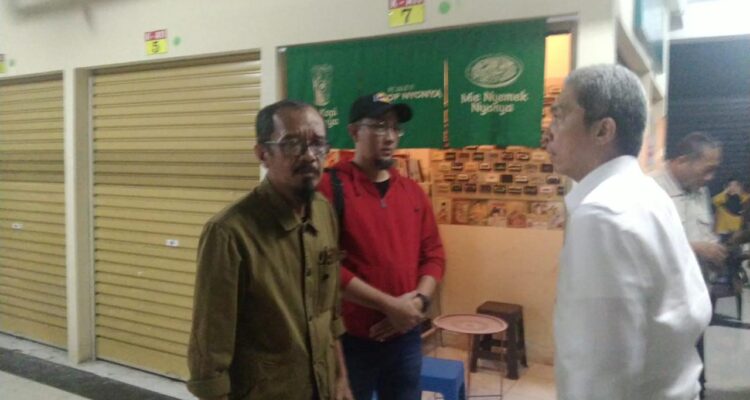 Wali Kota Bogor, Dedie A Rachim saat meninjau Pasar Jambu Dua Bogor, Foto/.Isitimewa