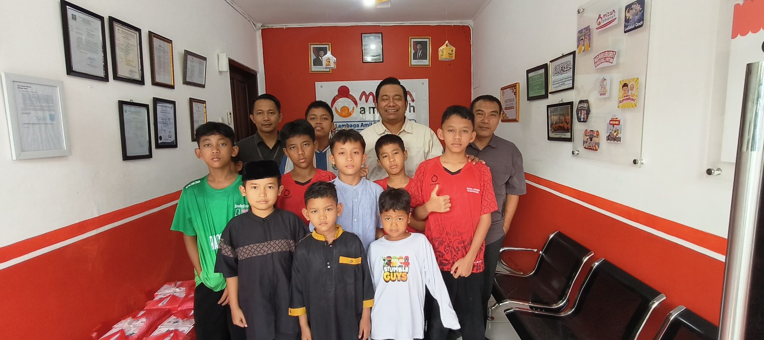 BRI BO Gatot Subroto Salurkan Jumat Berkah ke Panti Asuhan Yatim & Dhuafa Mizan Amanah, Foto/Istimewa