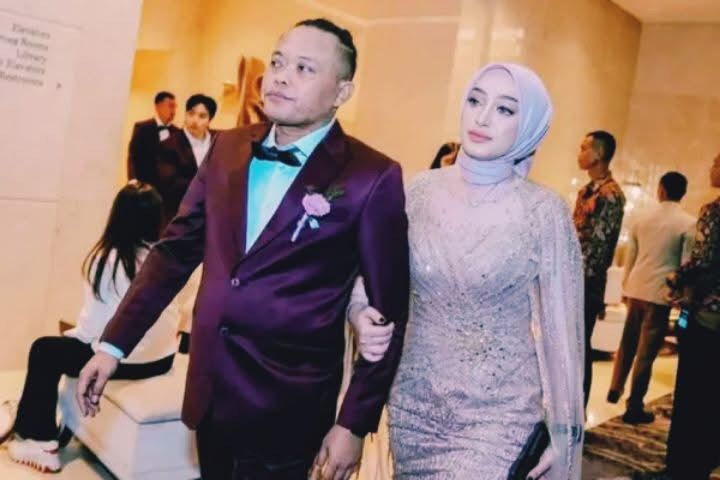 Sule saat bersma Santyka Fauziah, Foto/Isitmewa